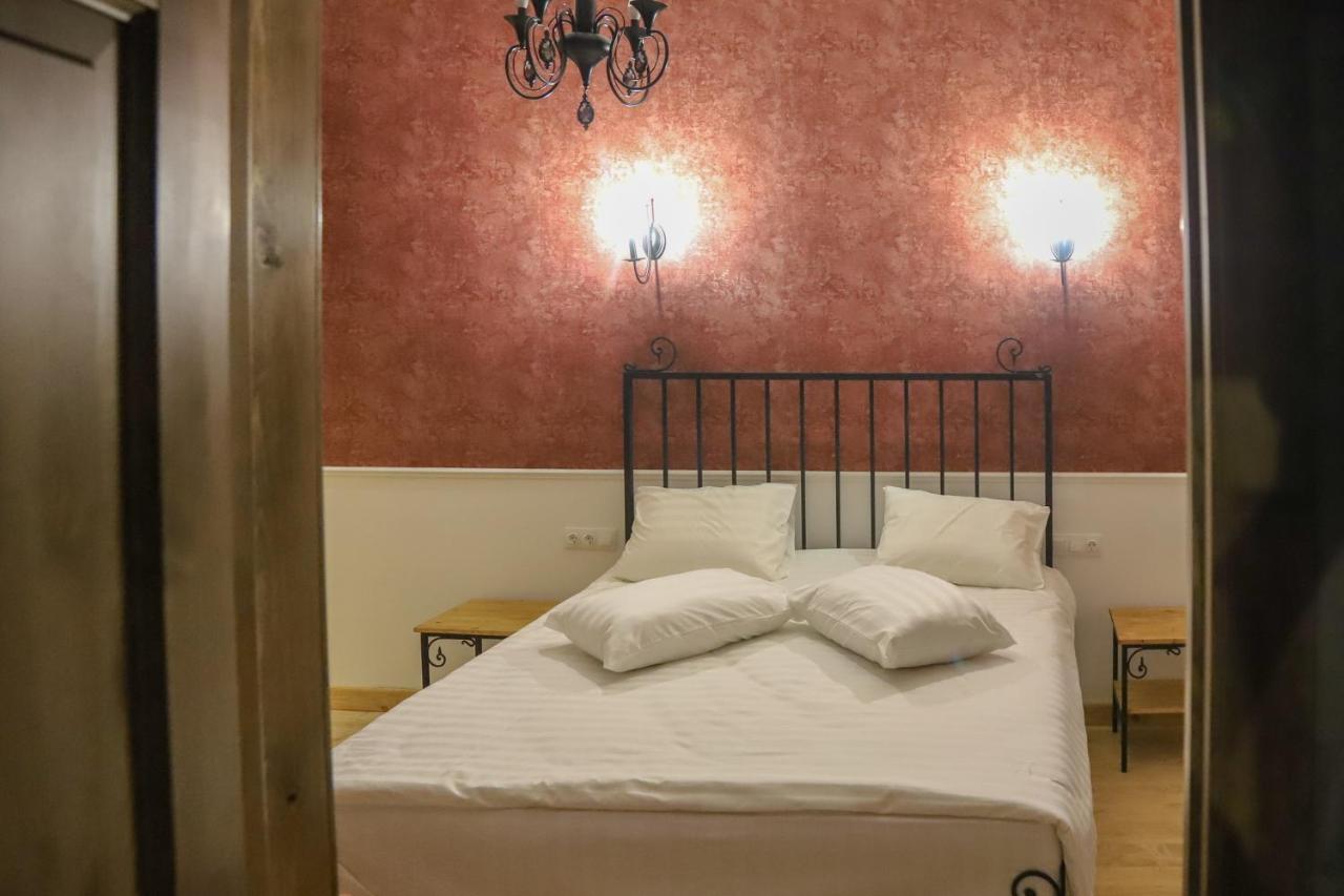 Nur Guest House Гюмри Экстерьер фото