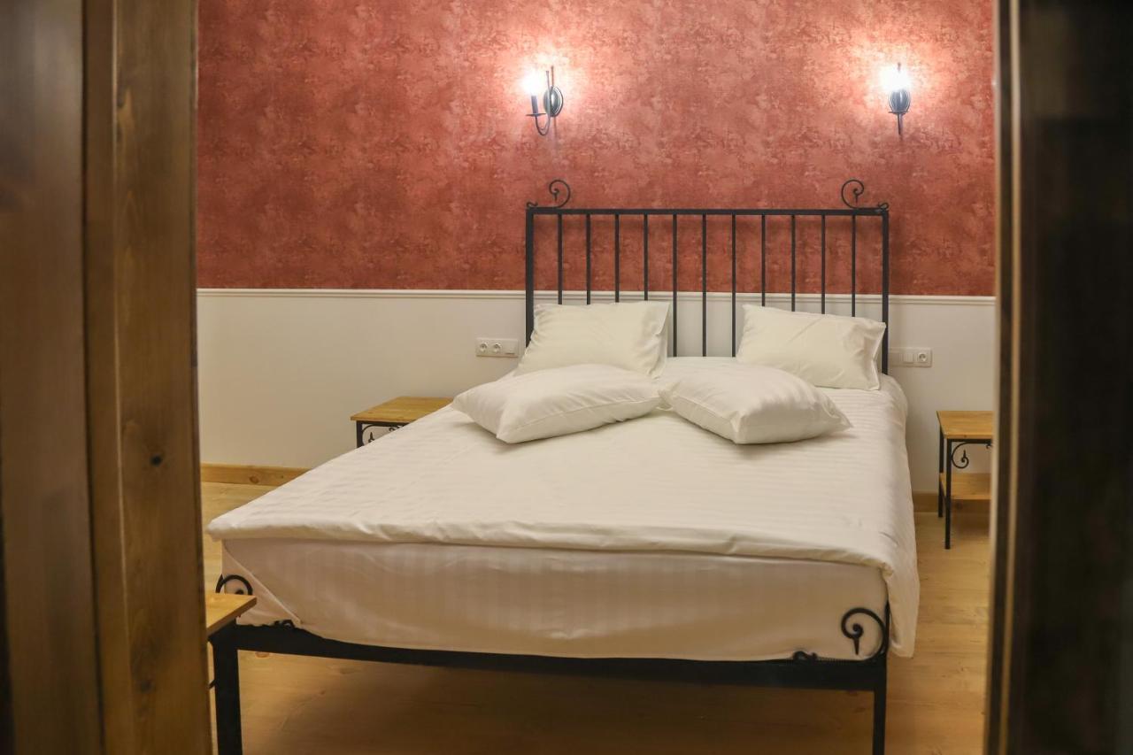 Nur Guest House Гюмри Экстерьер фото