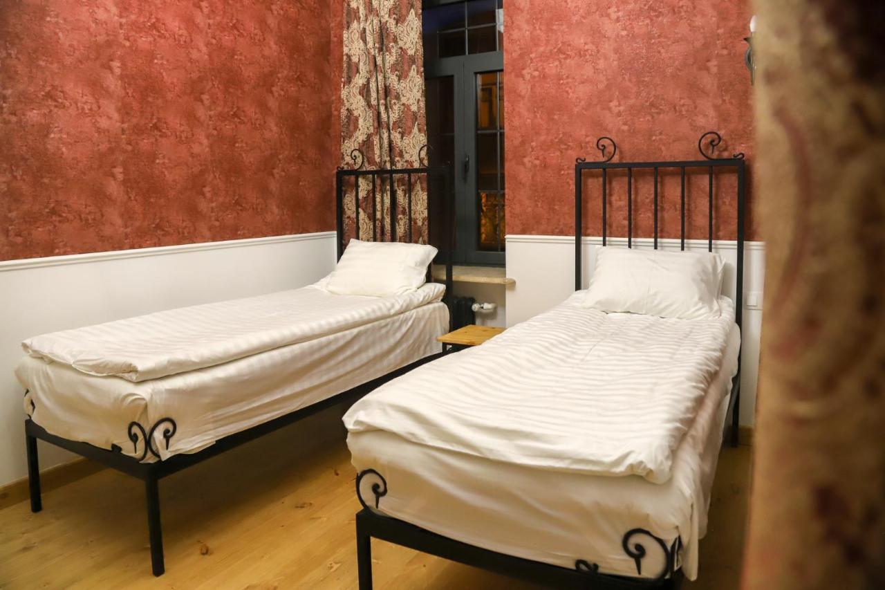 Nur Guest House Гюмри Экстерьер фото
