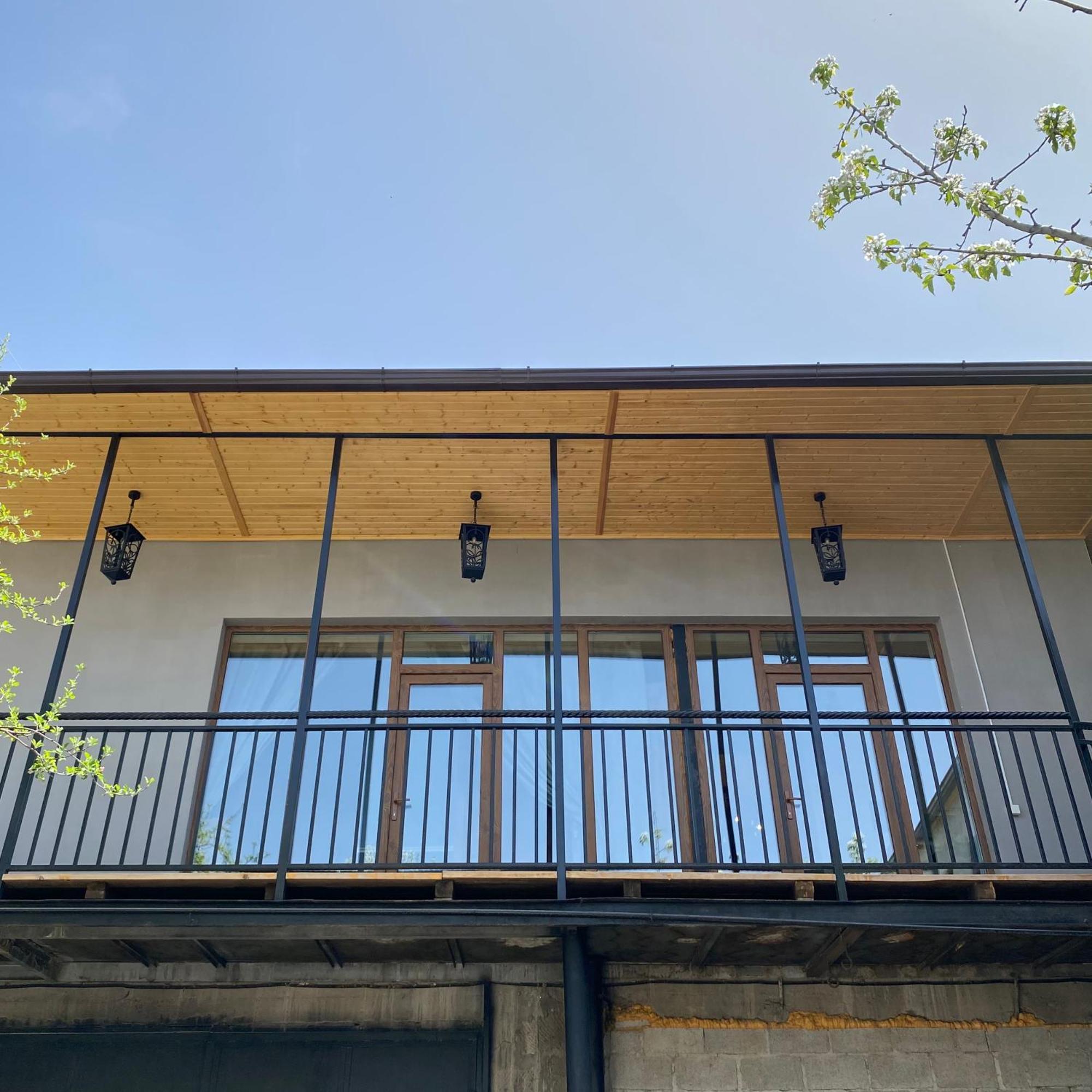 Nur Guest House Гюмри Экстерьер фото